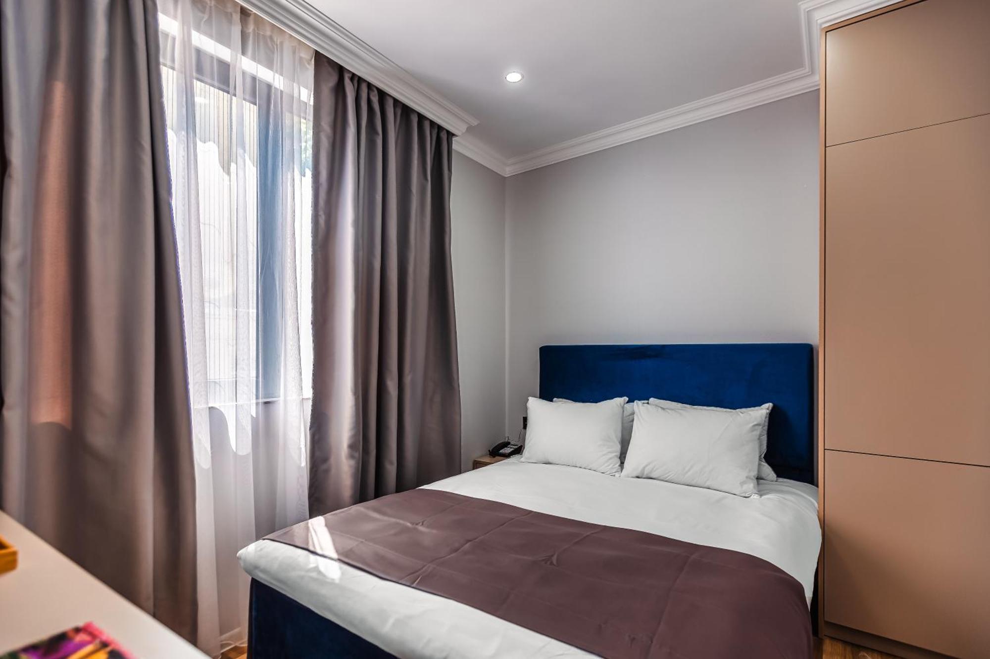 Hillside City Center Hotel Baku Bagian luar foto