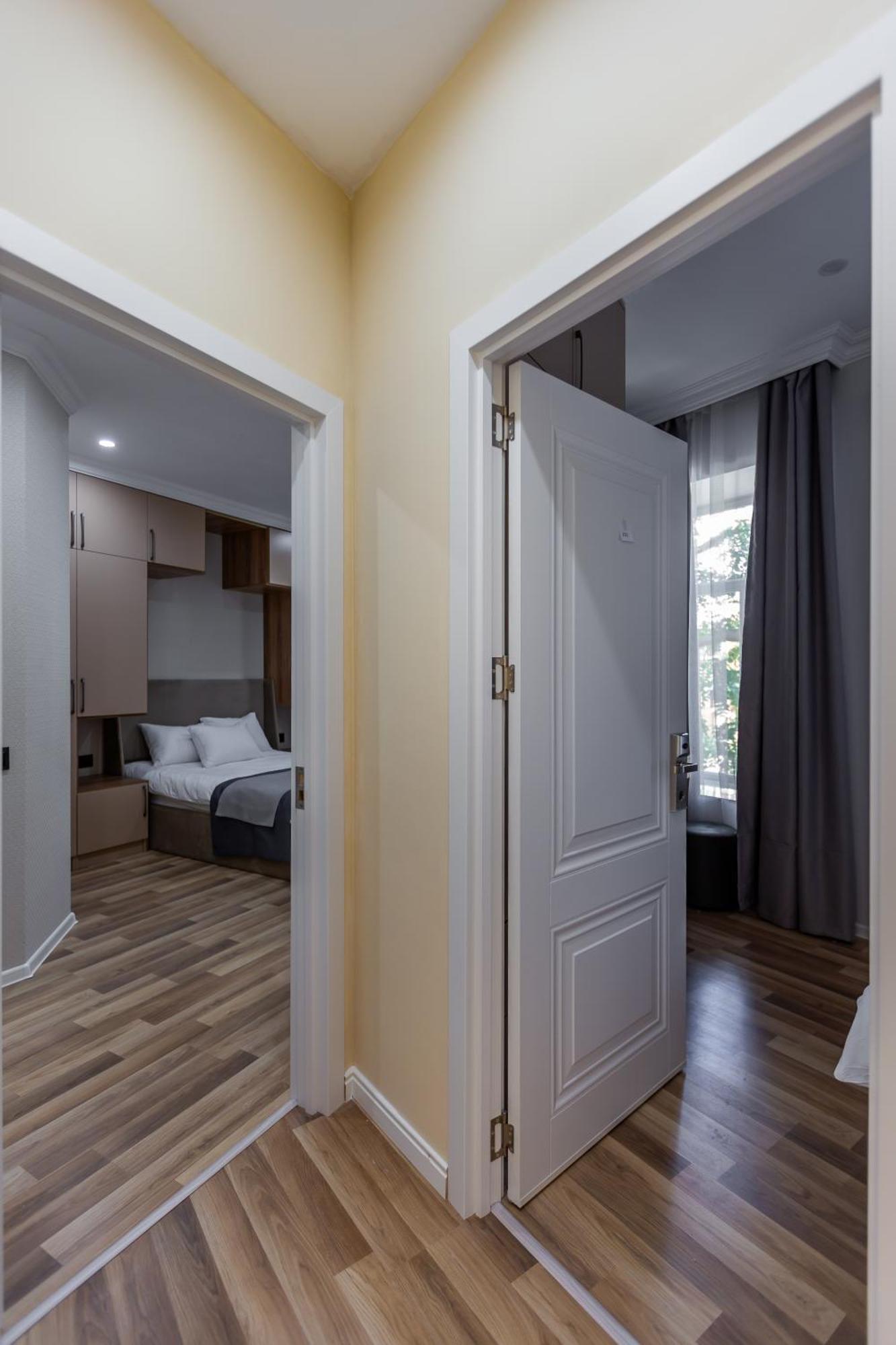 Hillside City Center Hotel Baku Bagian luar foto