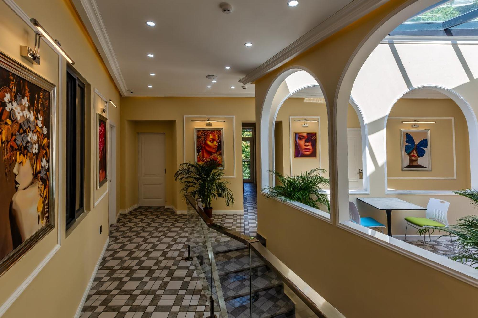 Hillside City Center Hotel Baku Bagian luar foto