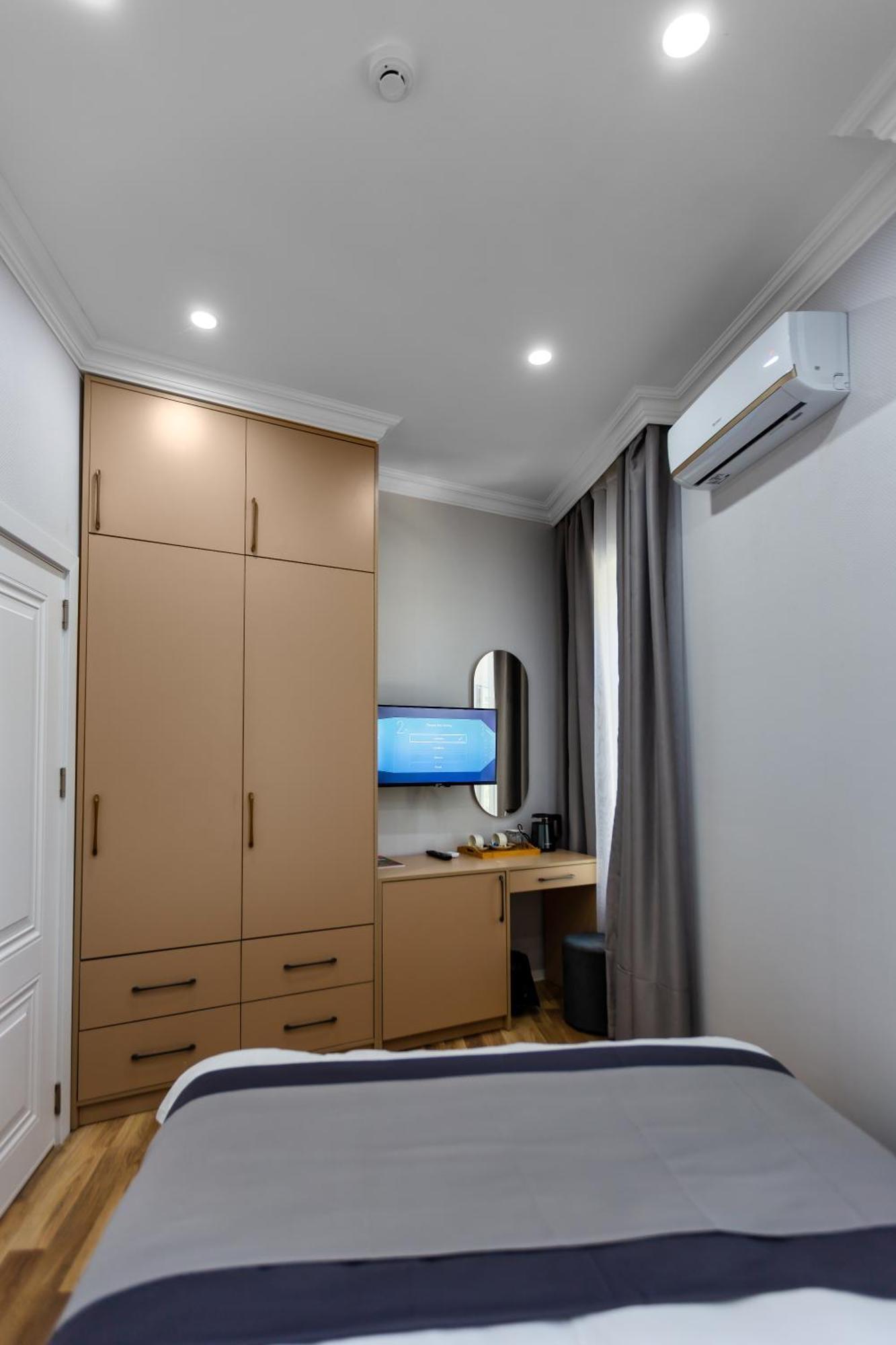 Hillside City Center Hotel Baku Bagian luar foto