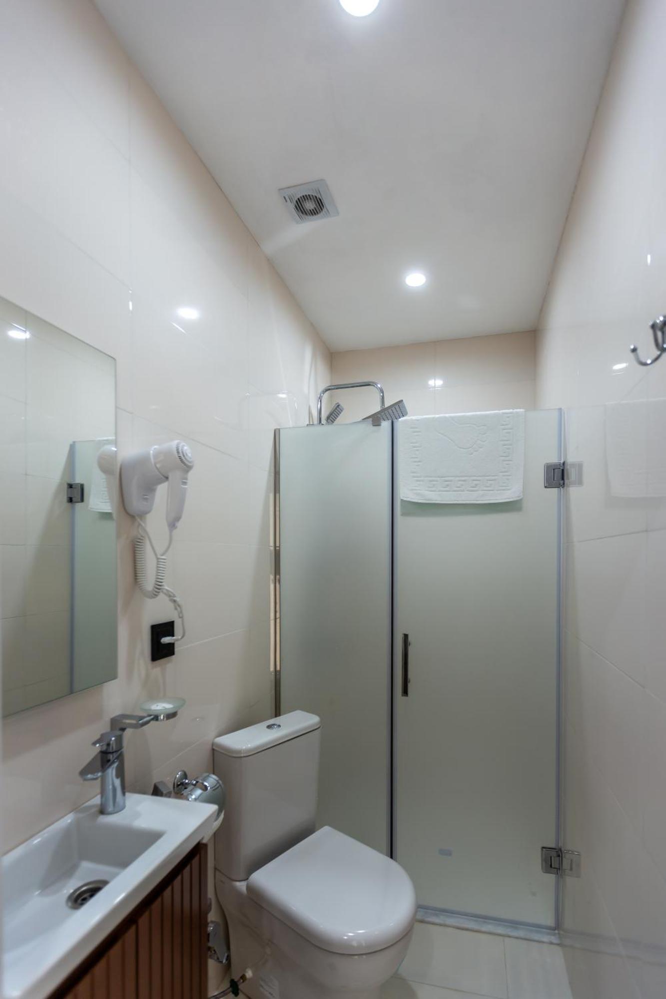 Hillside City Center Hotel Baku Bagian luar foto