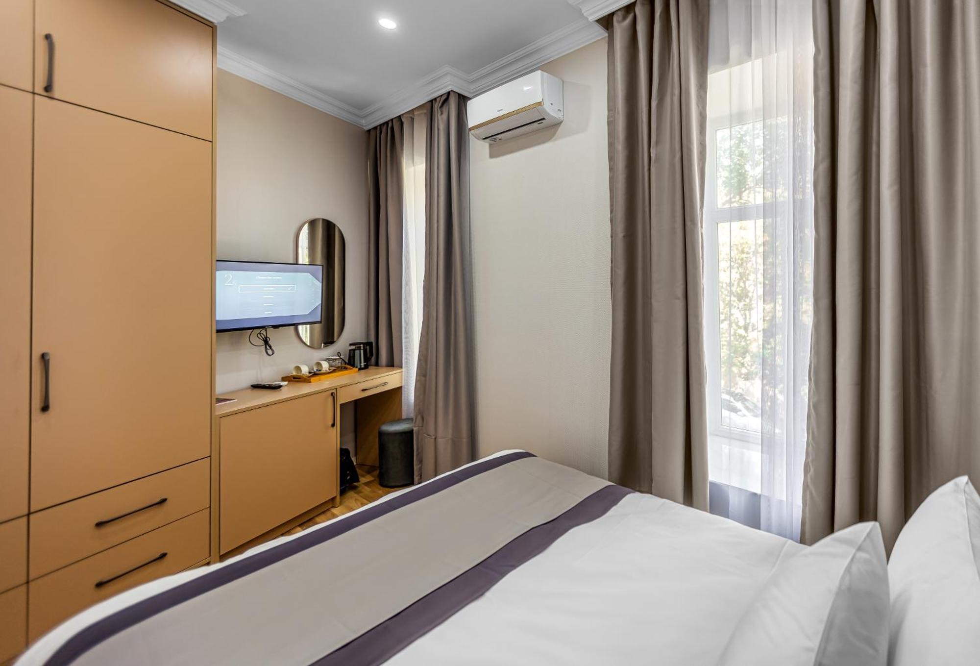 Hillside City Center Hotel Baku Bagian luar foto