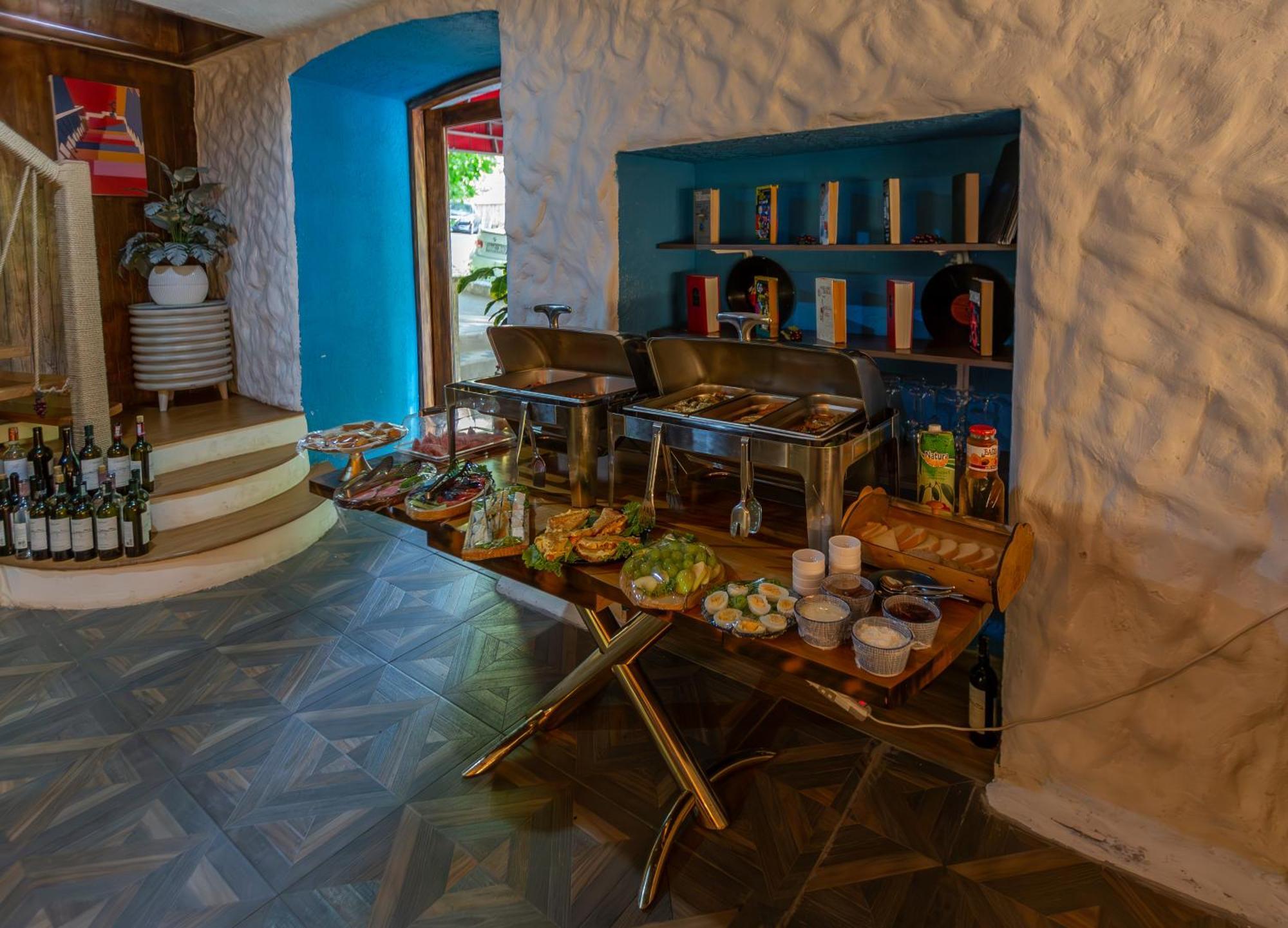 Hillside City Center Hotel Baku Bagian luar foto
